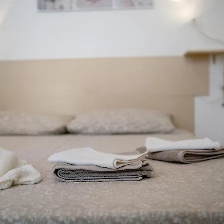 Casa Via Monta In Centro Санремо