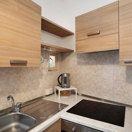 Casa Via Monta In Centro 公寓 圣雷默