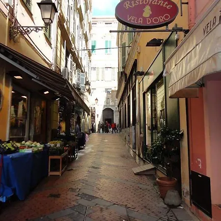 Casa Via Monta In Centro * 圣雷默