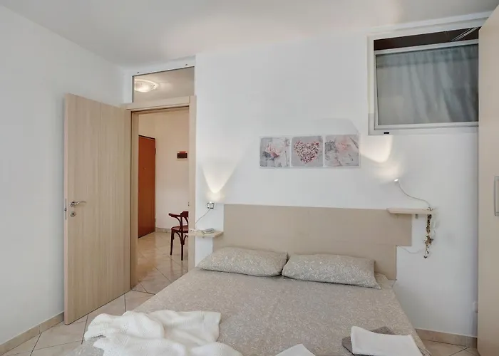 Casa Via Monta In Centro 公寓 圣雷默